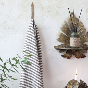Knage med bladmotiv - Chic Antique
